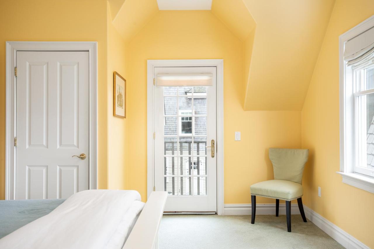 Apart-hotel Pelham Court 3*