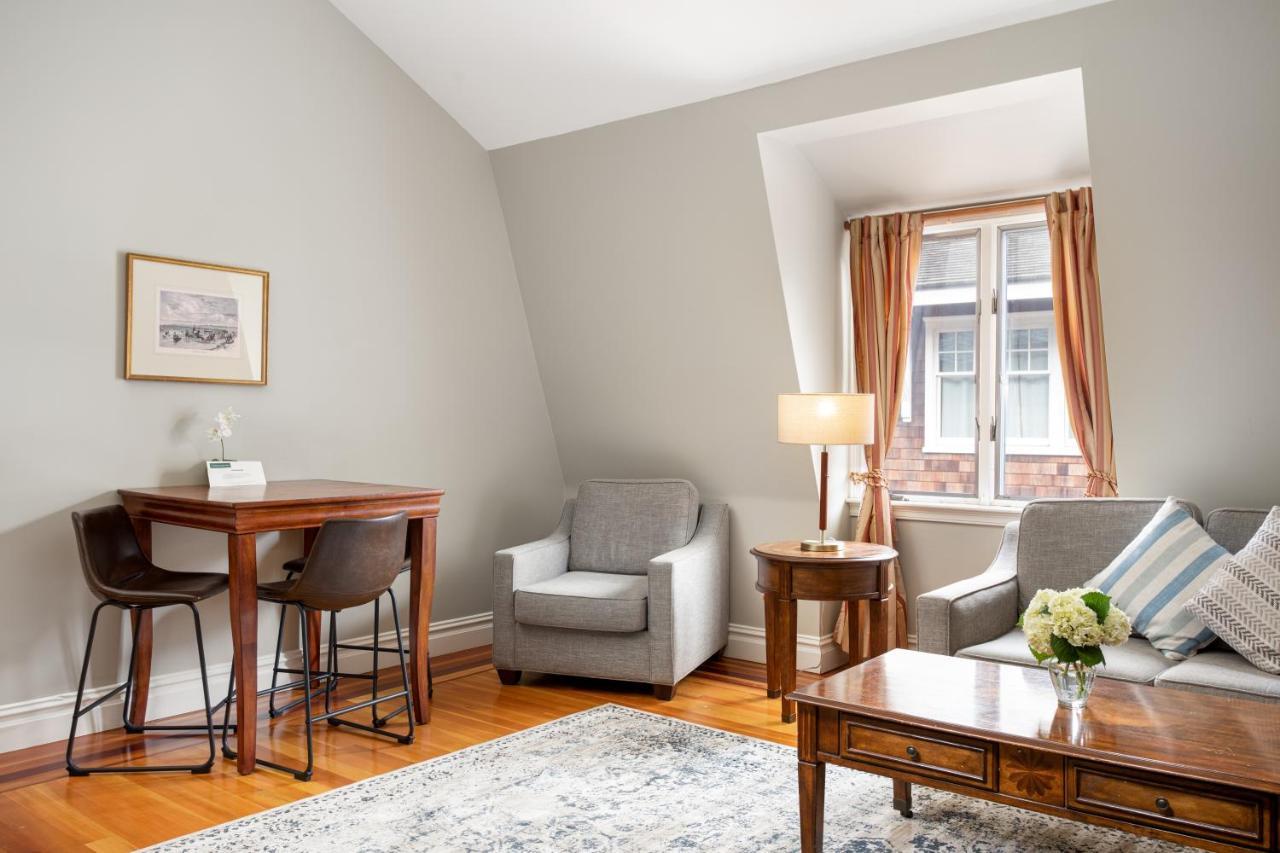 Pelham Court Apart-hotel 3*