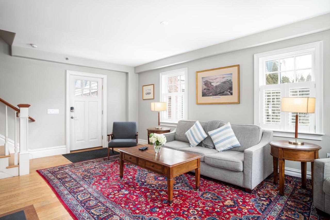 Pelham Court Apart-hotel 3*