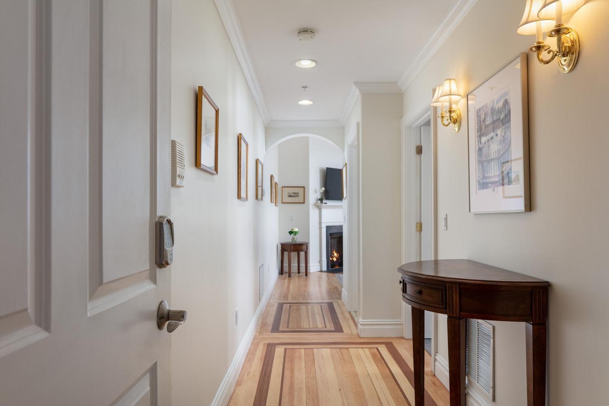 Apart-hotel Pelham Court 3*