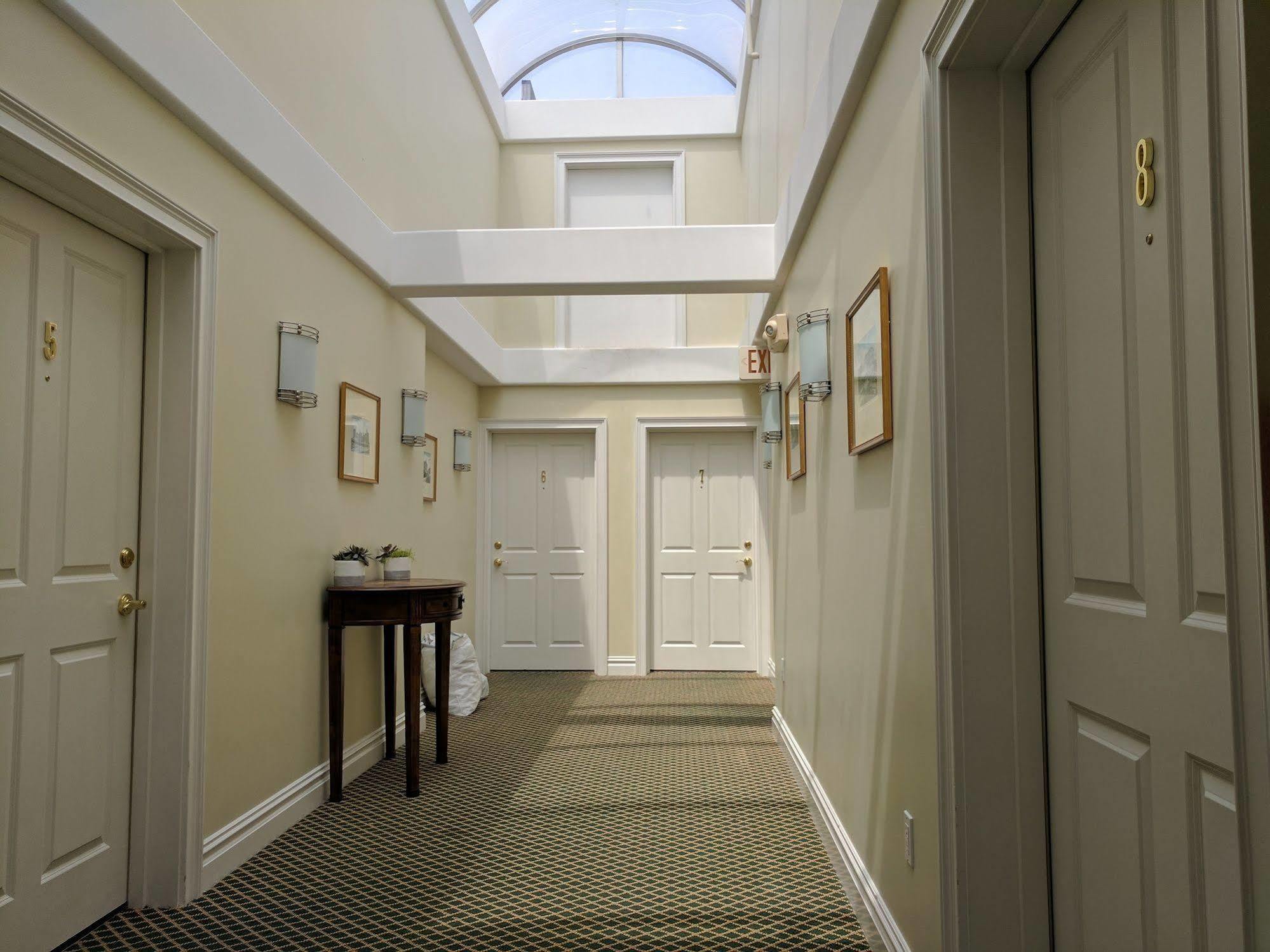 Pelham Court Apart-hotel