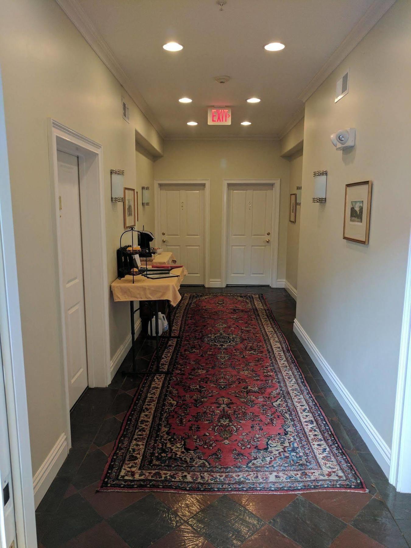 Apart-hotel Pelham Court 3*