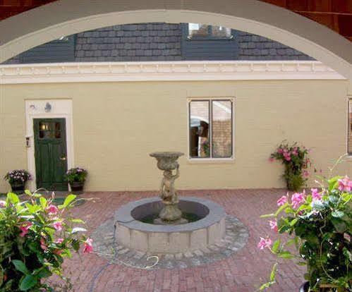 Pelham Court Apart-hotel